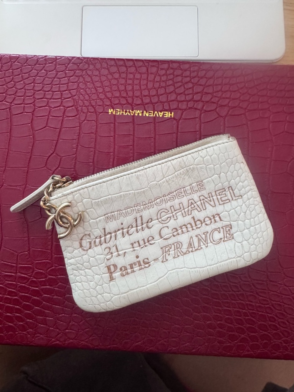 CHANEL White Croc-Embossed Gabrielle Coin Pouch with Gold CC Charm